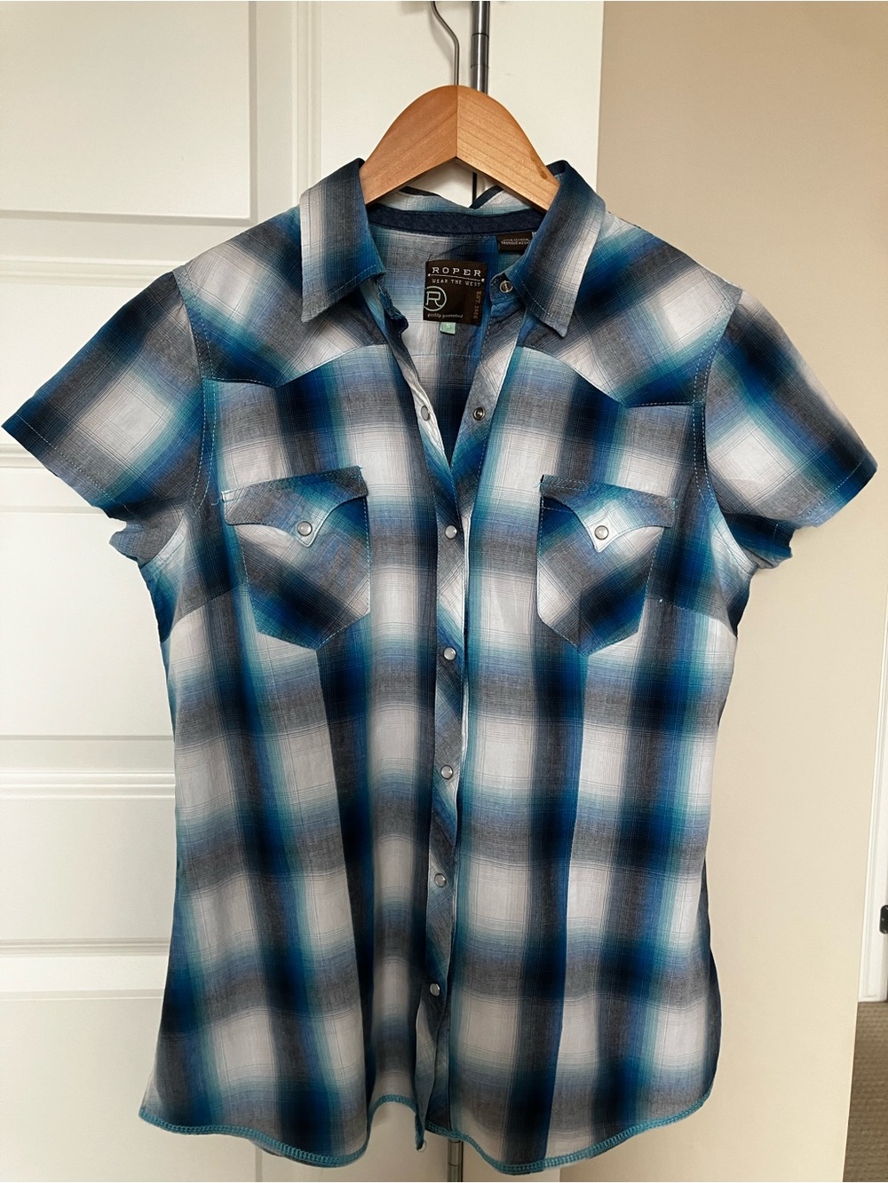 Roper Women’s Teal and Blue Plaid Short-Sleeve Western Shirt